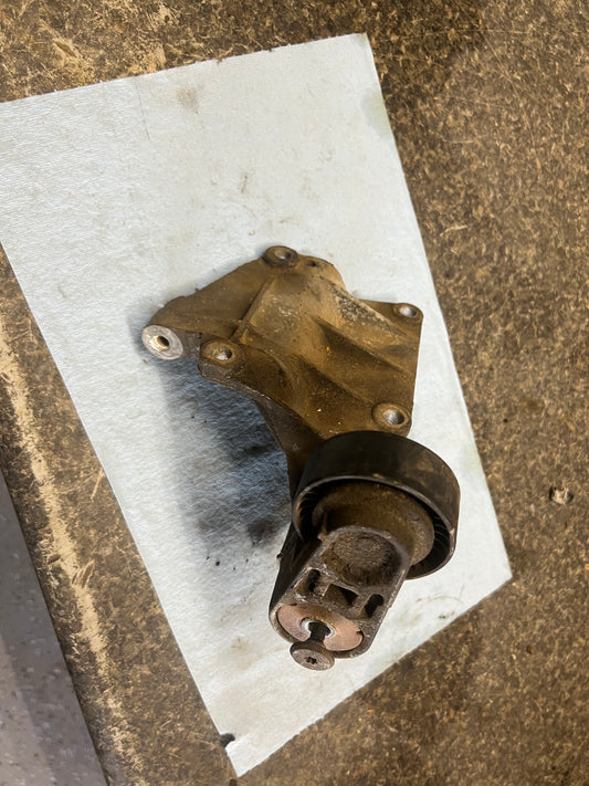 Alternator Bracket For 99-04 WJ Grand Cherokee, Bolt Checked!